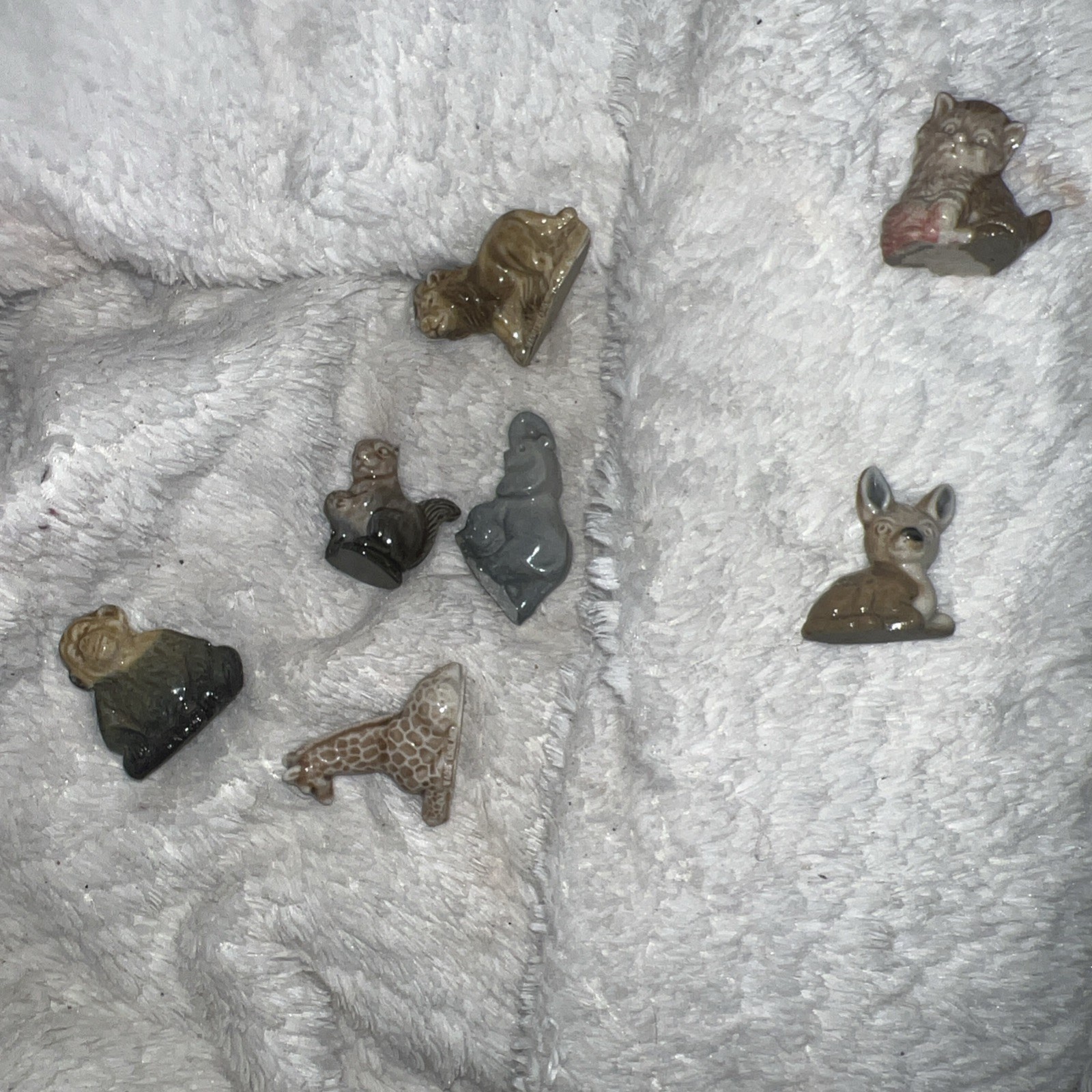 (7)Wade Whimsies England Miniature Figurines Dollhouse Collectibles Pottery VTG