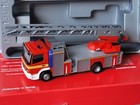 Foto 2 di 8