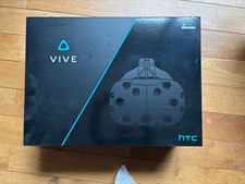 HTC Vive complet + TPCAST sans fil + Deluxe Audio Strap + station recharge VR