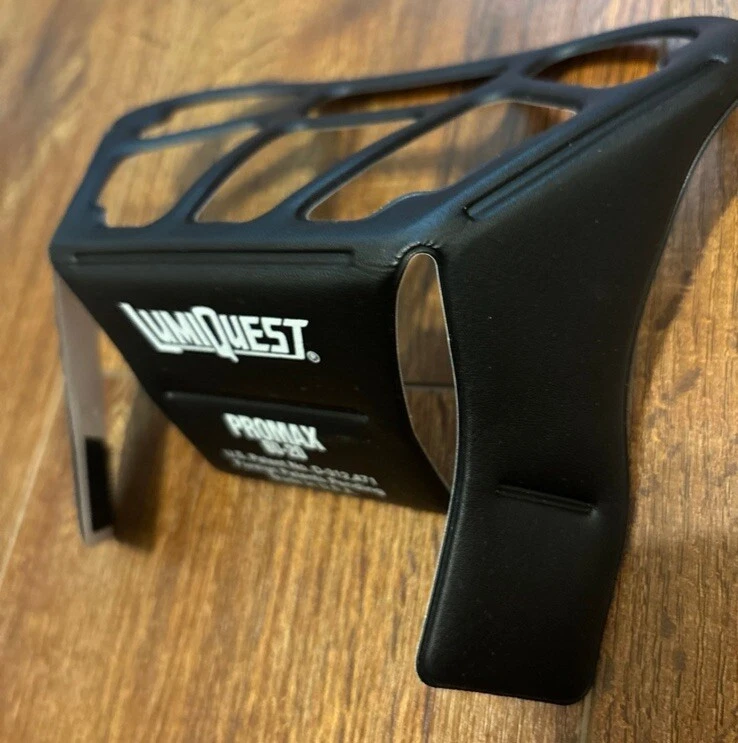 LumiQuest ProMax 80-20 Flash Bounce/Diffuser, looks new - Image 4 of 4