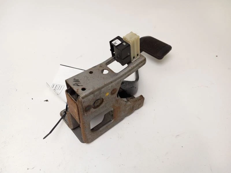 Pedal de freno Jeep Compass 2015 Foto 4 de 4