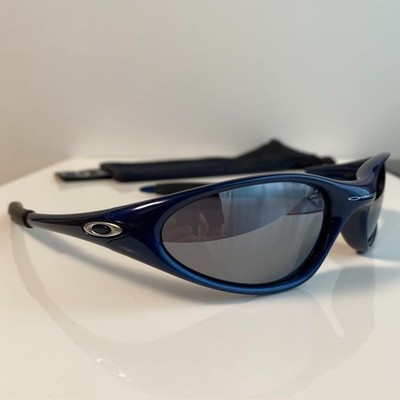 OAKLEY Minute Vintage Sunglasses Eyewear Fashion Accessories