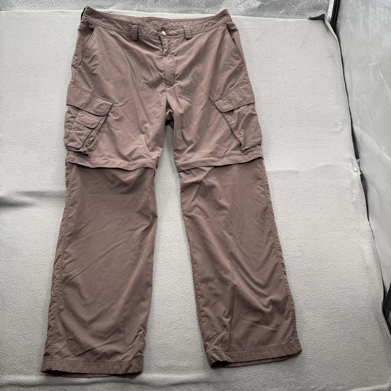 Under Armour Pants Mens 38x31 Brown Convertible Cargo Hiking Nylon Quick Dry
Opens in a new window o