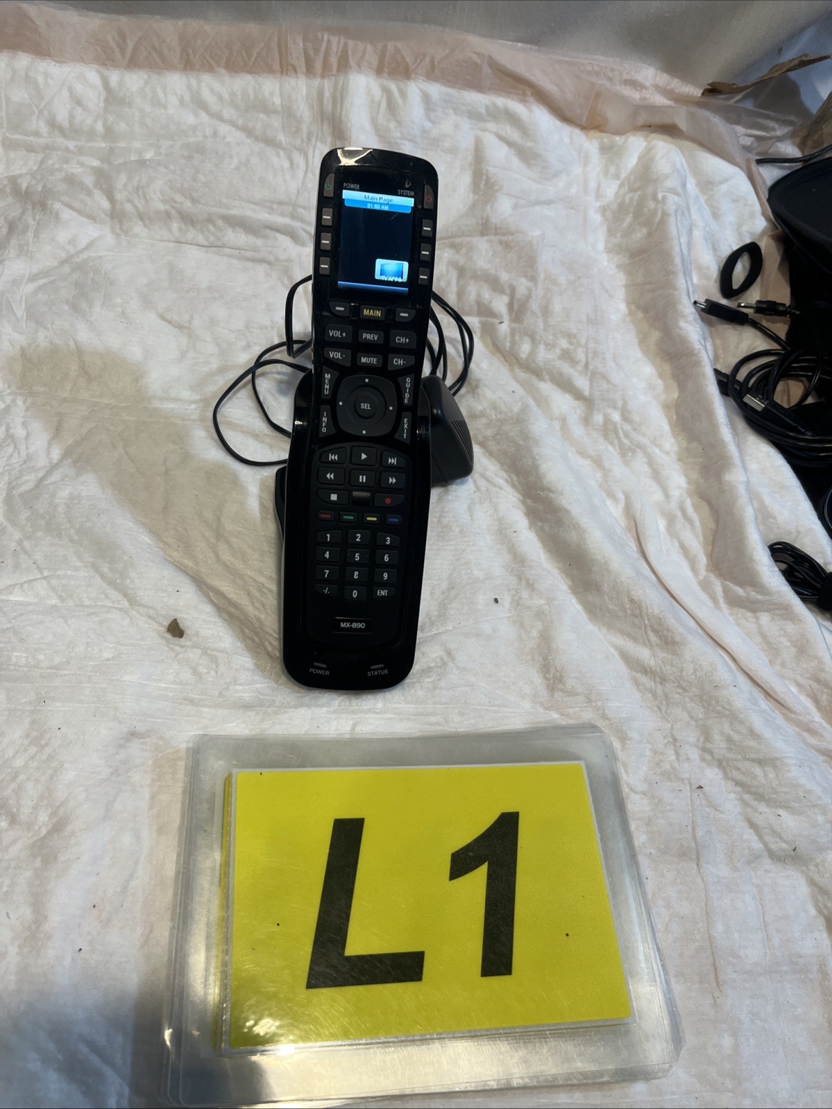 Control W/ Charging Base & Battery Tested Good