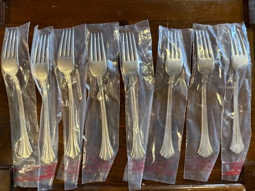 Reed & Barton Sterling Silver Dinner Forks Set of 8 – No Monogram – Estate – 60g