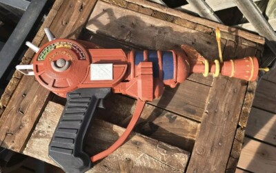 Highly Detailed 3D Printed Call of Duty Zombies Ray Gun KIT
