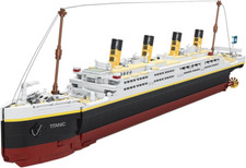 Titanic Model Building Blocks Set, 2022 Pieces Bricks, Compatible with Major Bra