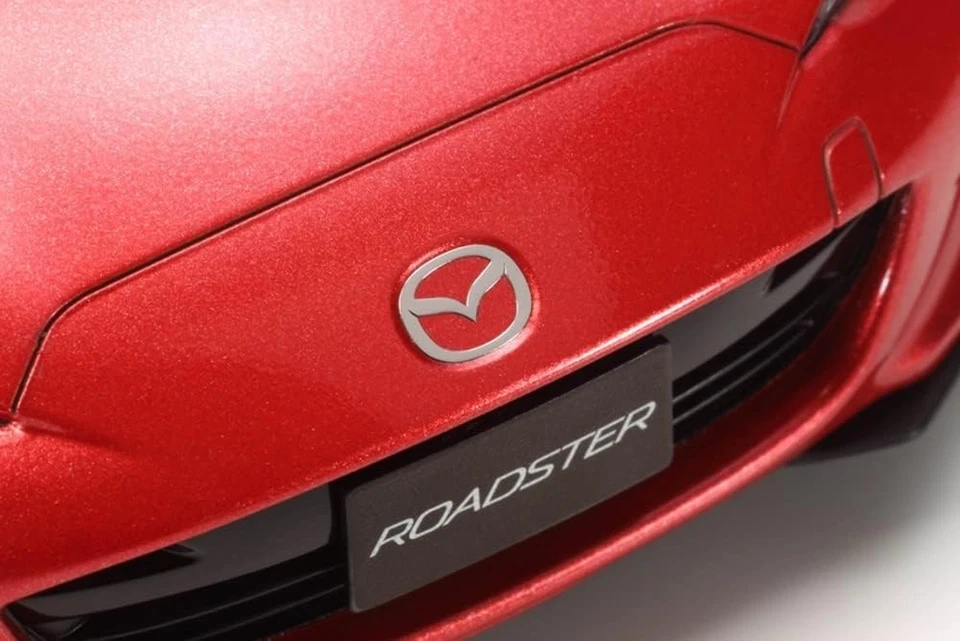 TAM24342 300024342 Mazda Veicolo 24342-1:24 MX-5, Riproduzione Fedele Dell'Origi - Immagine 3 di 4