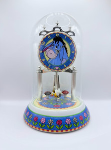 DISNEY Pooh Eeyore Anniversary Clock Bumblebee Ladybug Flowers 9” Vintage Read