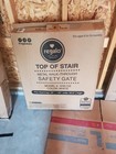 Regalo 1230DS 2-in-1 Stairway and Hallway Wall Mounted Baby Gate - White — photo 2