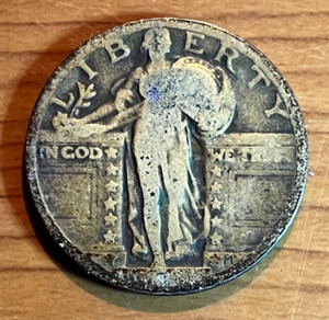 1928 Quarter     Philadelphia Mint     G    Standing Liberty    Rare Coin