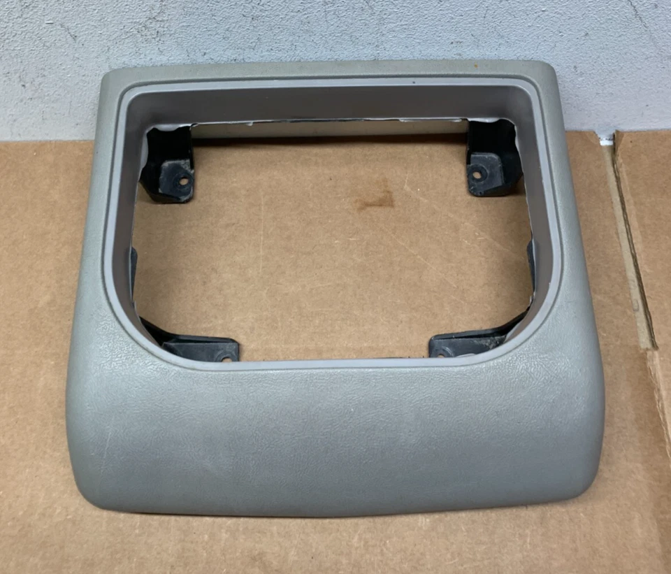 Chevy GMC CK1500 1988-1999 camioneta Silverado consola central portavasos panel de ajuste Foto 2 de 4