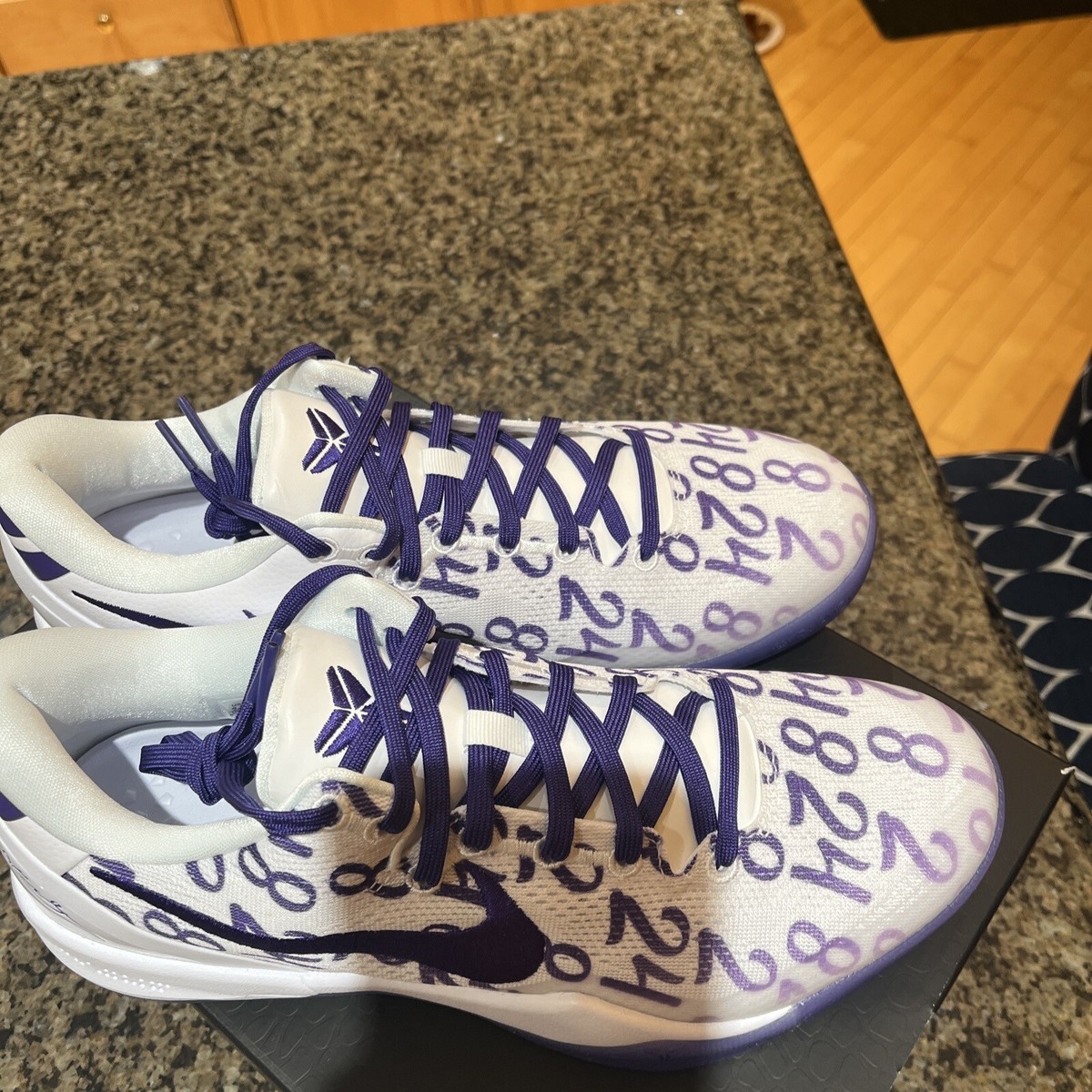 Nike Kobe 8 Protro Court Purple White FQ3549-100 Men's Size 9.5