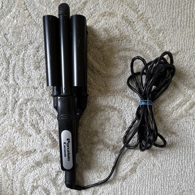 BaByliss PRO Porcelain Ceramic Triple Barrel Waver 3/4 in. Black Used