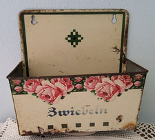 VTG ONION KEEPER WALL POCKET GERMAN TIN LITHO...