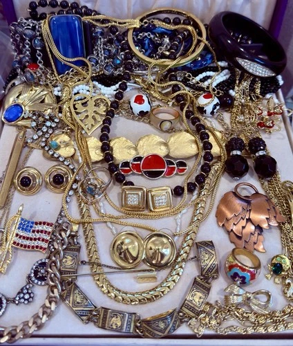 Vintage Estate Costume Jewelry Lot! AVON, MONET  and more!