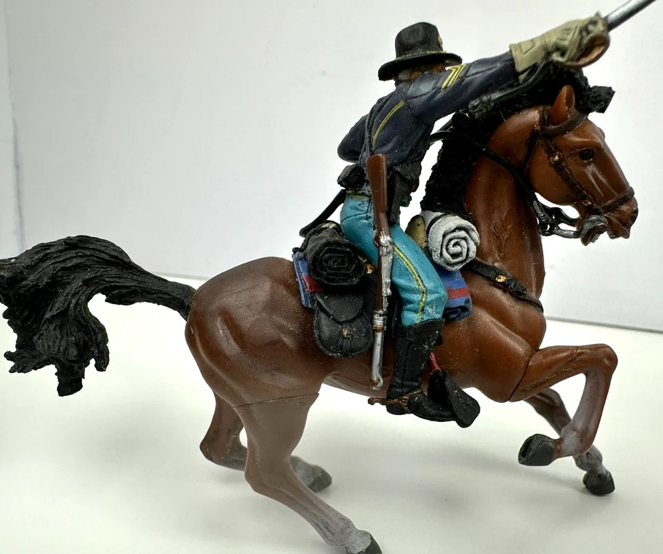 Forces of Valor Union Cavalrymen Painted 1:32 Scale Toy Soldier Lot of 3 - Image 3 of 4