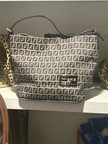 Borsa a mano Fendi modello Zucchino tela marina 26637