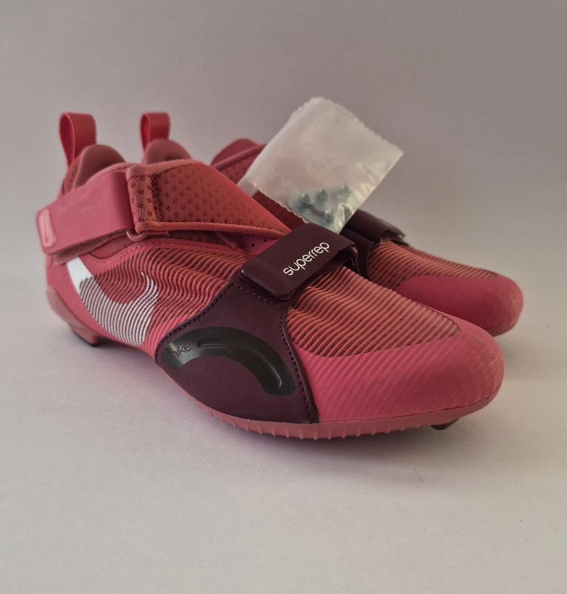 Preços baixos em Sapatos de Ciclismo Nike para mulheres | eBay