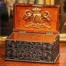 Museum Quality 17th Century Rare Antique Georgian English Wood Carved Box