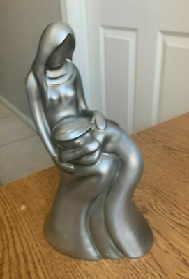 Haley Max Comfort Collection Woman Holding WOMAN  35501