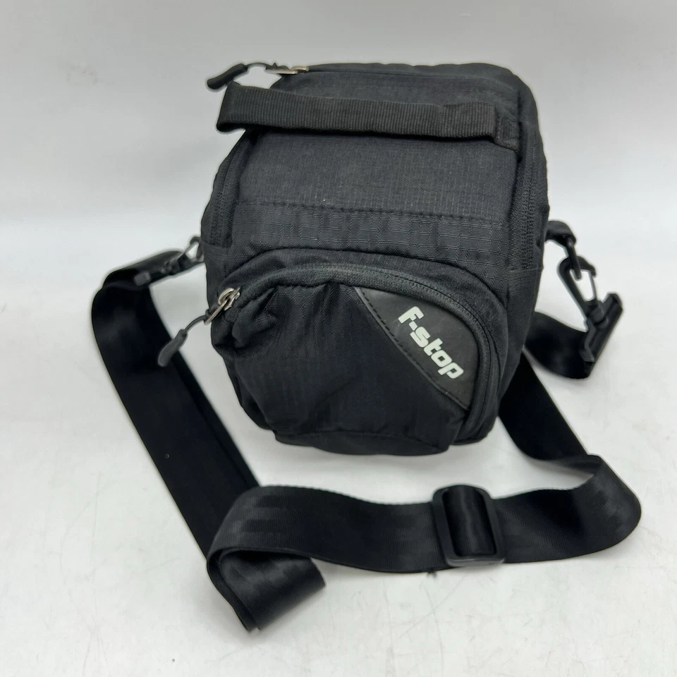 F-STOP Bolso de Hombro Pequeño NEGRO 8” X 5” Cubierta de Lluvia Excelente Estado Foto 2 de 4