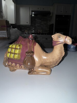 VTG Holland Mold 10'' Nativity Sitting Red Cloth Camel Hand Painted