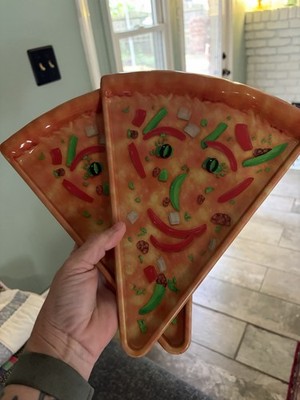 Deborah Mallow Pepper Face Pizza Slice Shaped Plates Hard Plastic VTG Lot of 2