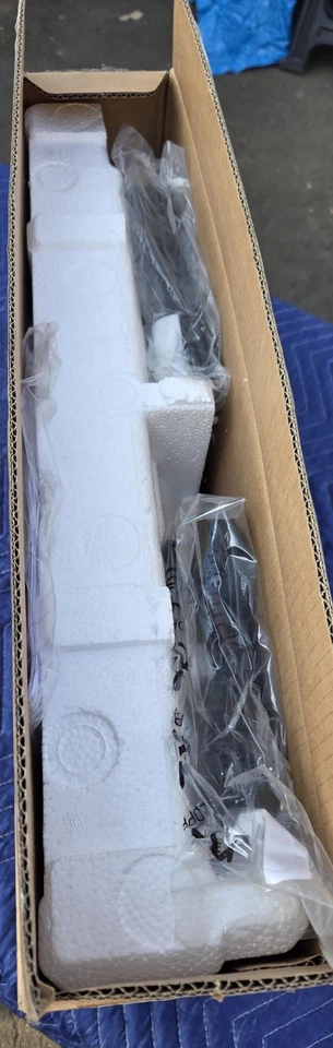 Acer UT222Q 21.5" LCD Touchscreen Monitor - 16:9 - 4 ms - 1920 x 1080 - Full HD - Image 3 of 4