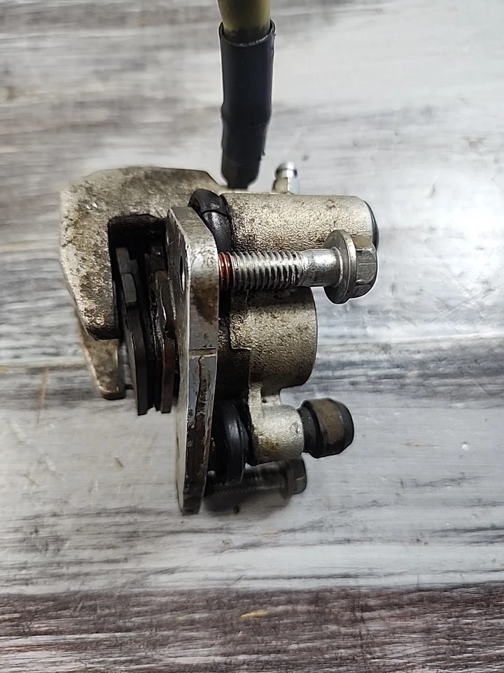 2007 - 2023 Honda CRF150R CRF150RB Front Brake Caliper & Master Cylinder Assy - Image 3 of 4