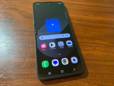 Samsung Galaxy Z Flip6 SM-F741U1 - 256GB - Black Unlocked READ DESCRIPTION