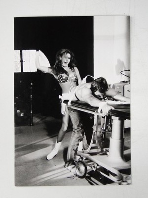 Raquel Welch Myra Breckinridge Filmset Terry O'Neill Hatton ca. 1970er Vintage Foto