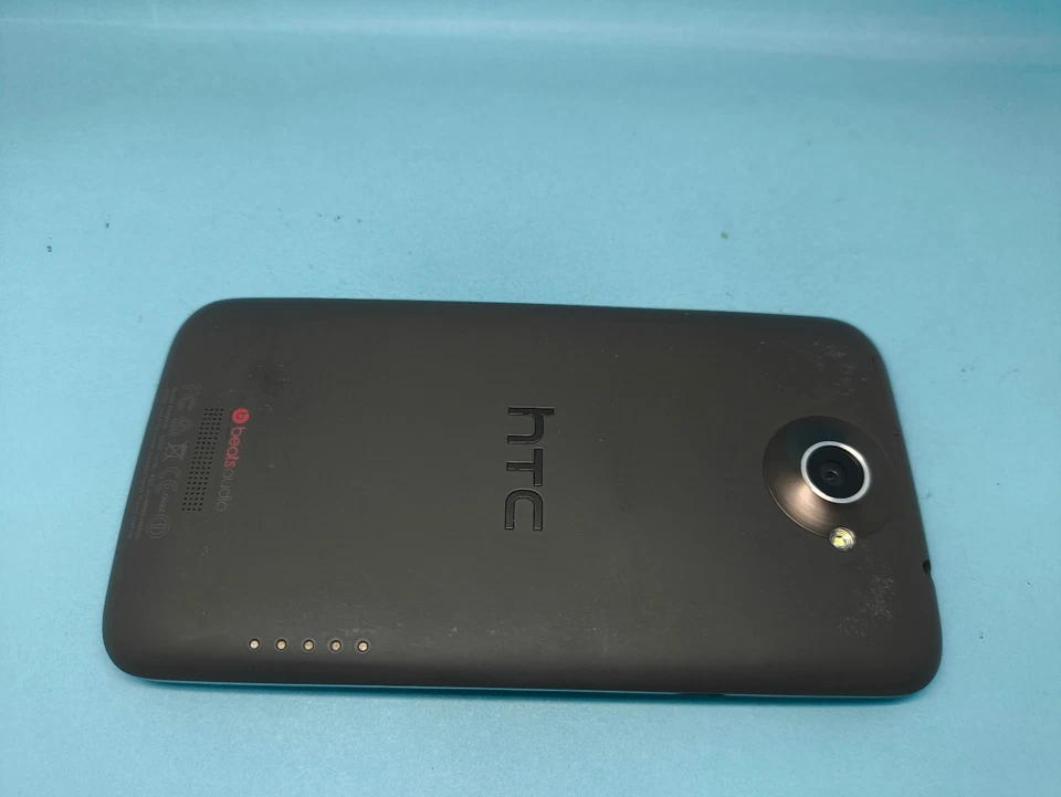 HTC ONE X - Smartphone (Unlocked) 32GB  Mobile Phoon Good Condition - Image 4 of 4