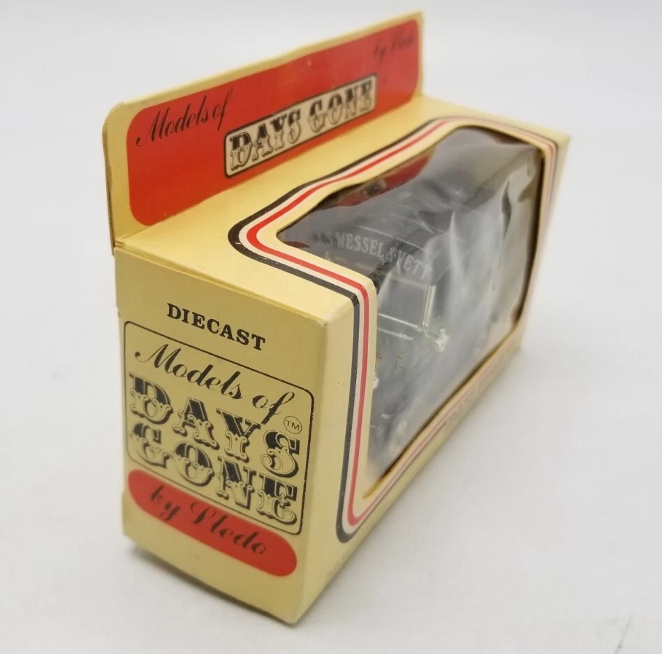 LLEDO Days Gone Ford Model T MAGASIN DU NORD Delivery Truck 1/43 Diecast in Box - Image 4 of 4