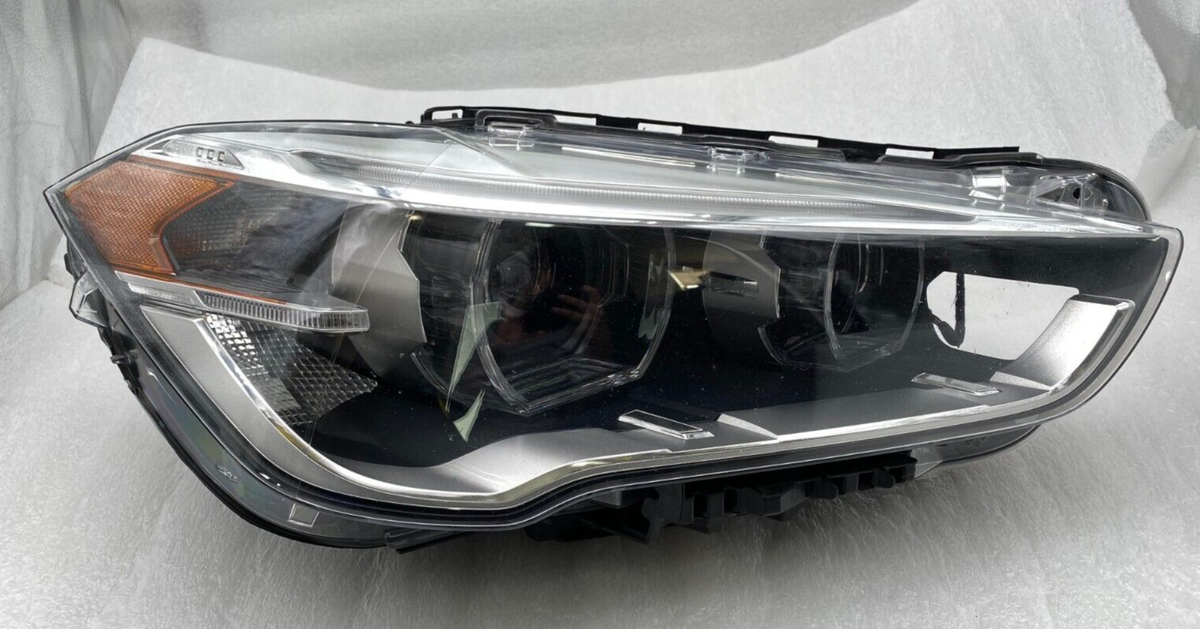 S342 2016 2017 2018 BMW X1 F48 Front Right Side LED Headlight OEM