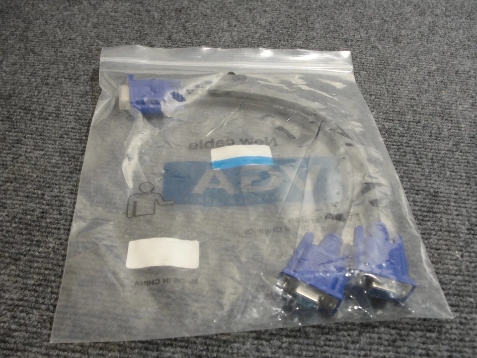 VGA Pasow VGA Splitter C Duplication 1 Feet Y Splitter Monitor VGA Cable - Image 2 of 4