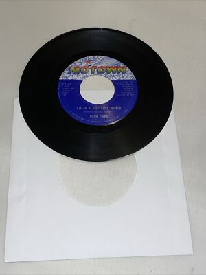 Soul 45 Four Tops - I'M In A Different World / Remember When On Motown