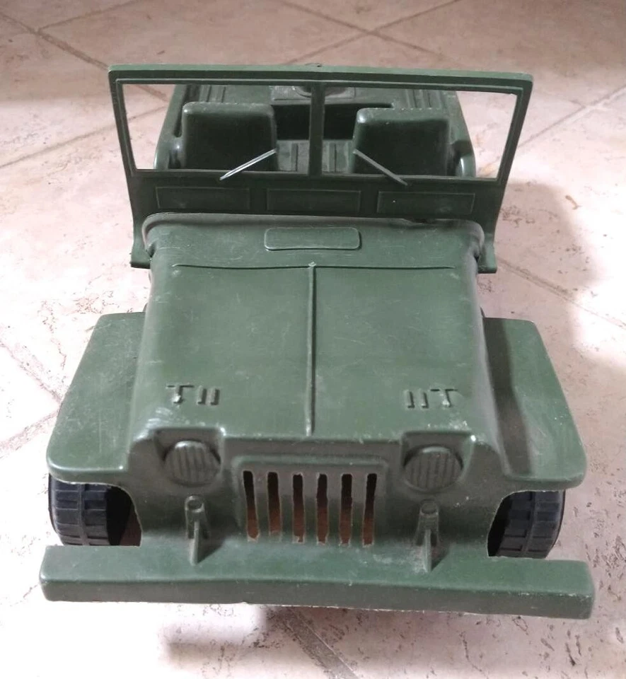 Vintage Multiple Products Inc MPC 17" Green Plastic Army Jeep - Image 2 of 4