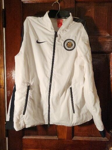 Nike F.C. Football Club Sem Risco Nao Ha Vitoria White ZipUp Nike F.C. Football Club Sem Risco Nao Ha Vitoria White ZipUp