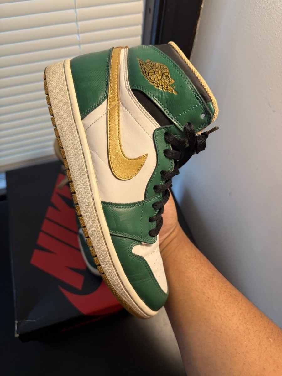 Nike Air Jordan 1 Retro High OG Celtics 2013 Size 10 555088-315