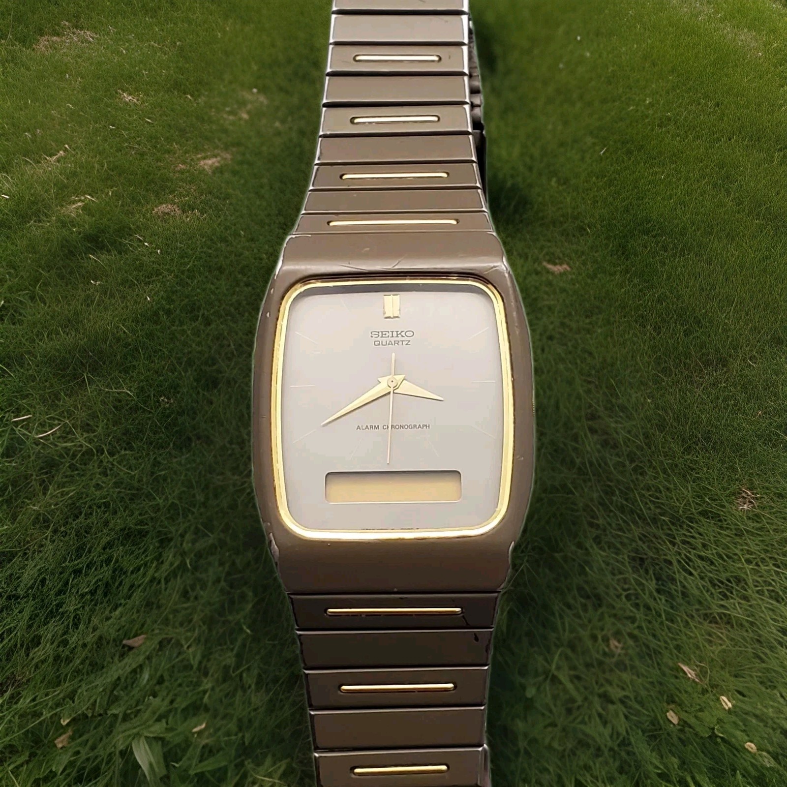 ANA-DIGI REPAIR  ONLY PARTS QUARTZ WATCH OR SEIKO VINTAGE RARE H601-5039 FOR - vintagewatches.pk