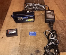 Sony Handycam HDR-CX150 HD Digital Video Camera Camcorder 3.1MP Tested w/Battery