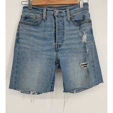 Levis Wedgie Straight High Rise Distressed Denim Shorts Light Wash Raw Hem Sz 26
