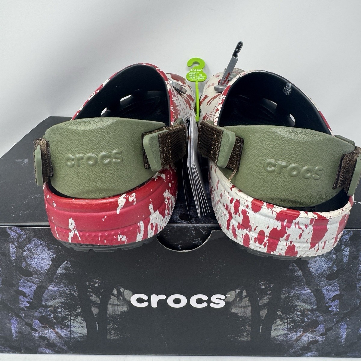 Crocs Friday The 13th Jason Vorhees Classic Clogs Men\'s Size 9 / Women\'s 11 Crocs All Terrain Clog  main image 4