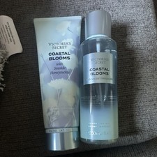 Victoria's Secret Coastal Blooms Set Seaside Honeysuckle Lotion Mist