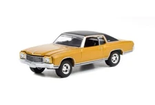 1972 CHEVY MONTE CARLO 1/64 scale DIECAST CAR GREENLIGHT 44950D/48