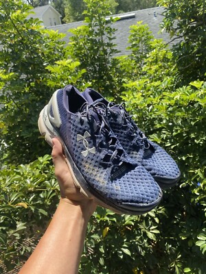 Size 12 - Under Armour Charged 7 Low Navy
