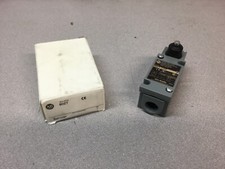 NEW Allen-Bradley 802T-CGP Series J Metal Plug-In Oiltight Limit Switch