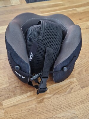 CABEAU EVOLUTION 2.0 COOL Reise Nackenkissen schwarz/braun mit Tasche