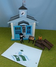 PLAYMOBIL 3767: Western Schule, Kirche mit Anleitung, Glockenstab, Hammer, Bibel